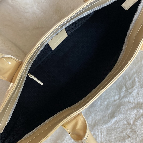 Gucci Canvas Shopper - Picture 11 of 11